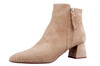 11902 Lilian camel thumbnail