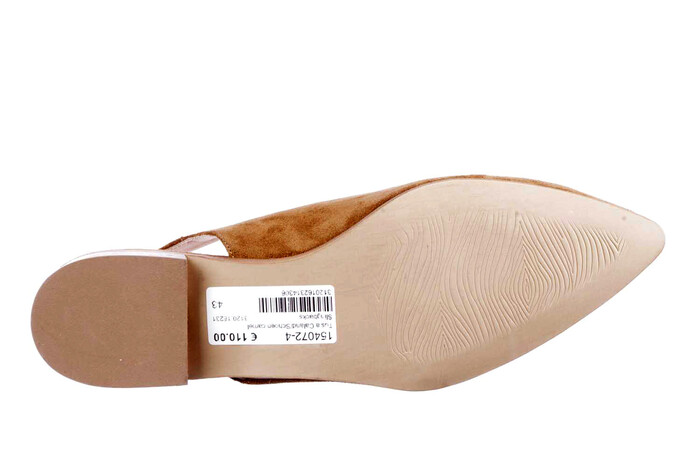 Tusia Caland/Schoen camel image