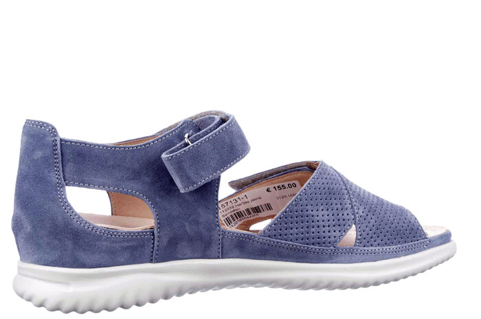 112032 Hartjes jeans image