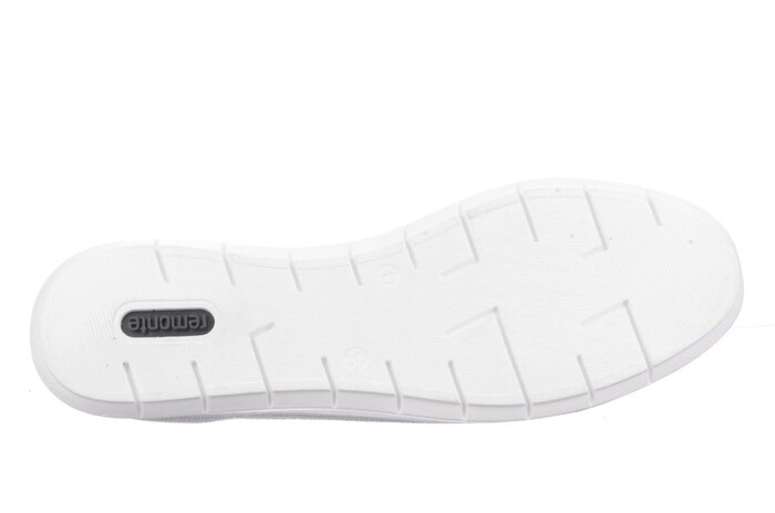 R7102-80 Remonte wit image