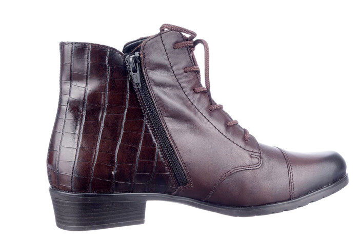 D6875-26 Remonte bruin image