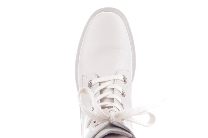 81.121.20 Gabor off-white image