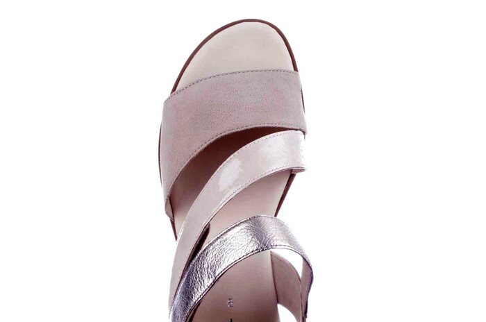 84.674.60 Gabor beige combi image
