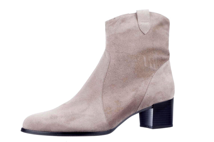 225449 PieSanto taupe image