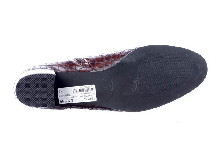 225445 PieSanto bruin croco image