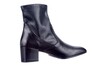 I22-Yagia  Caland zwart thumbnail