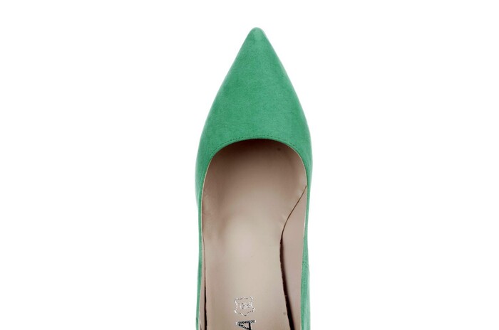 8 GIULIA GROEN image