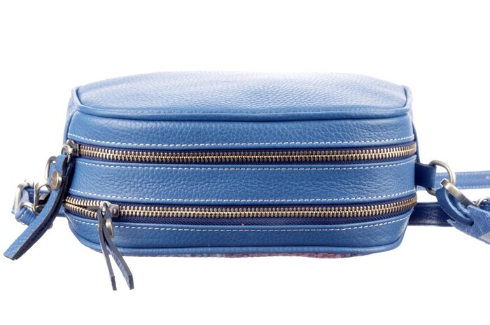 000877-9020 Think blauw multi image