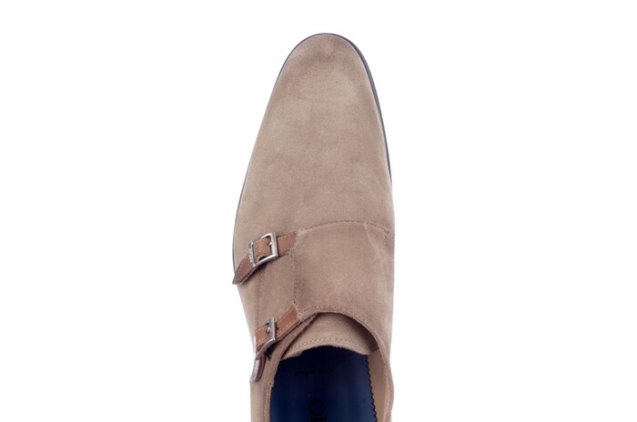 79411406 Giorgio camel image