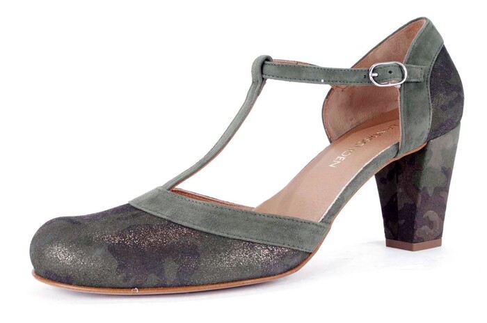 8601 CALAND GROEN image