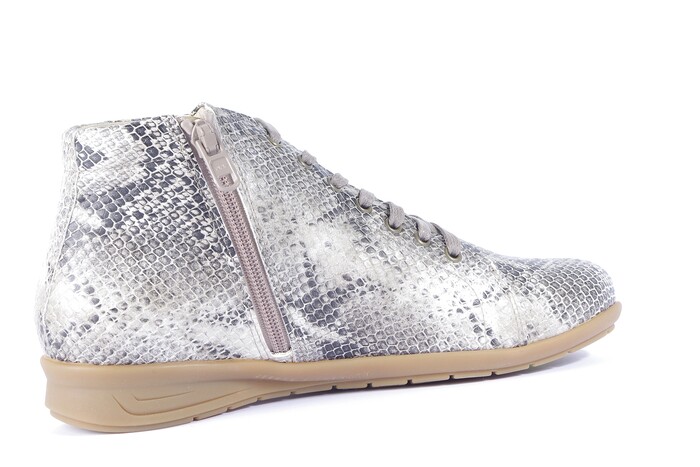 PF2013 PRETTY & FAIR TAUPE image