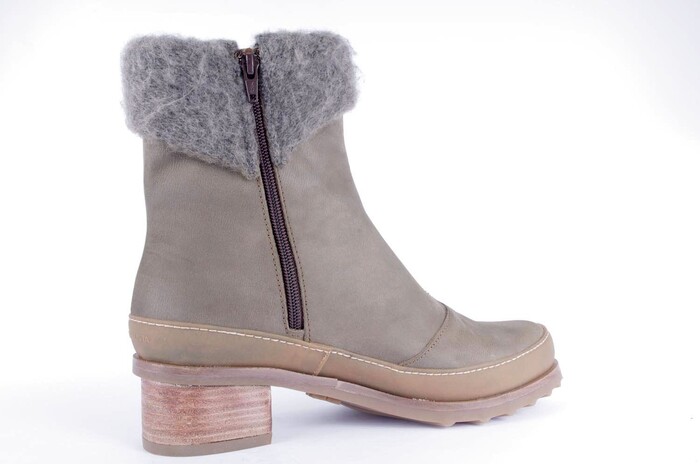 5122 EL NATURALISTA KHAKI image