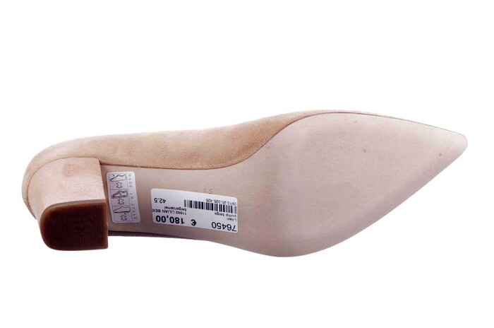 11692 LILIAN BEIGE image