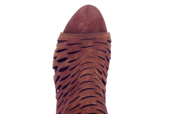 10.339.11 BABOUCHE COGNAC image