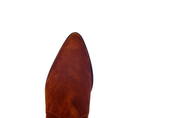 11782 LILIAN BRUIN image