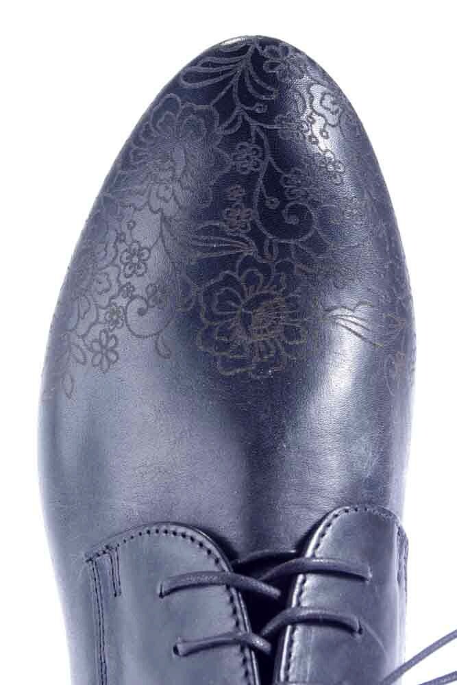 81291.00 THINK ZWART image