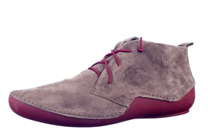 000047.2010 THINK TAUPE
